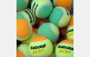 Photo 4. Les balles souples (de mini-tennis)
